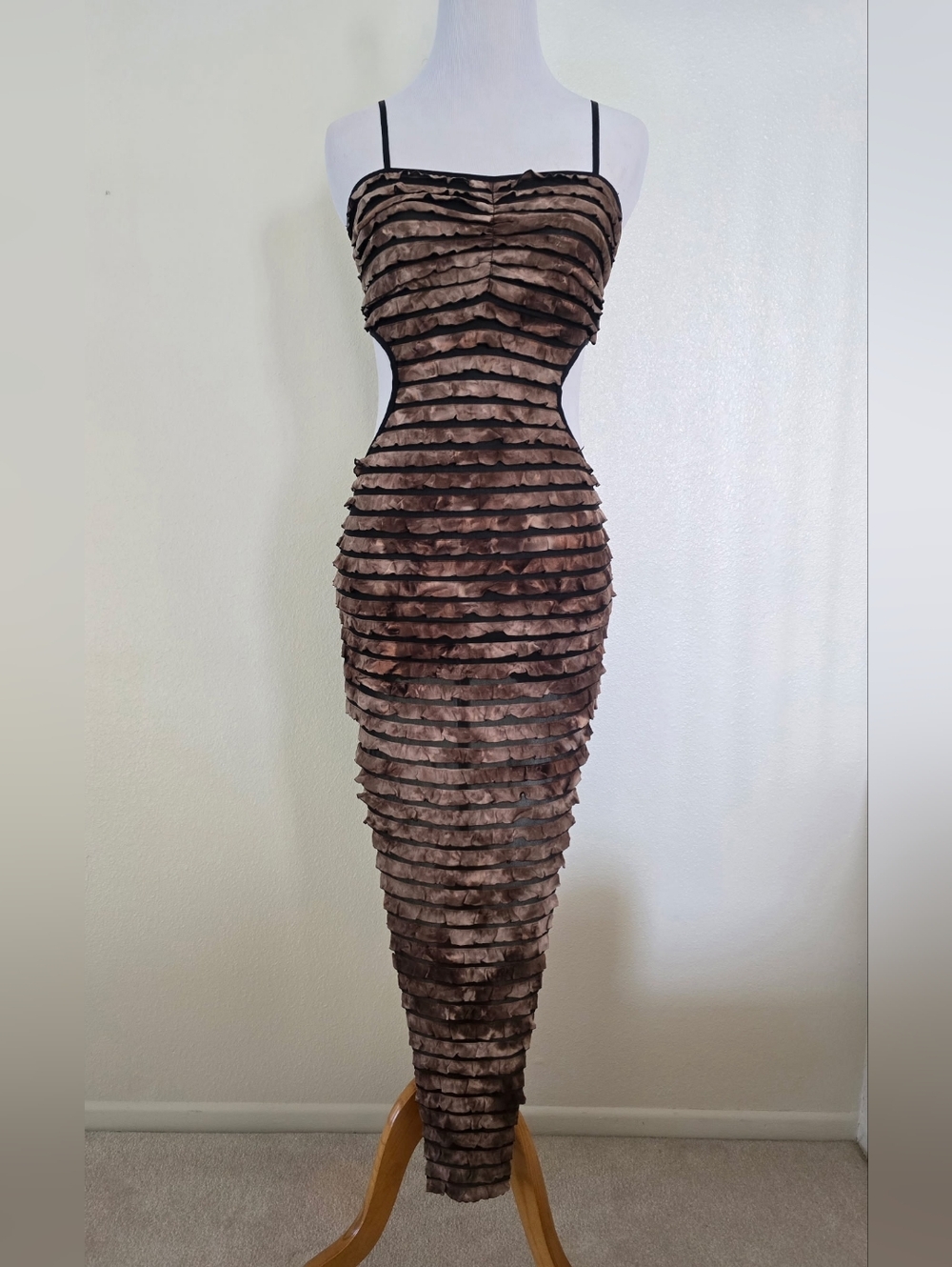 Custom-made Brown Ruffled Bodycon Midi Dress with Spaghetti Straps